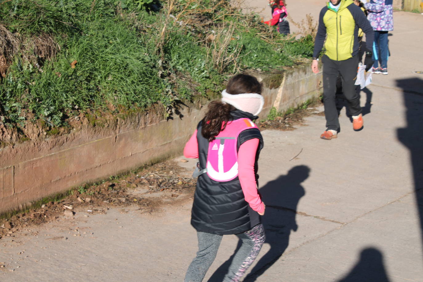 Carrera infantil de orientación en Badarán