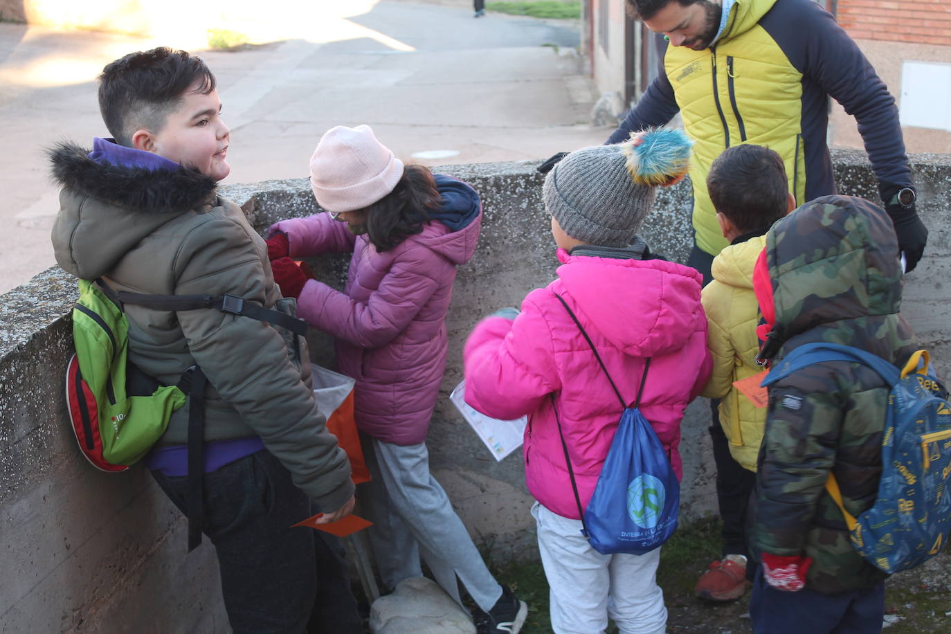 Carrera infantil de orientación en Badarán