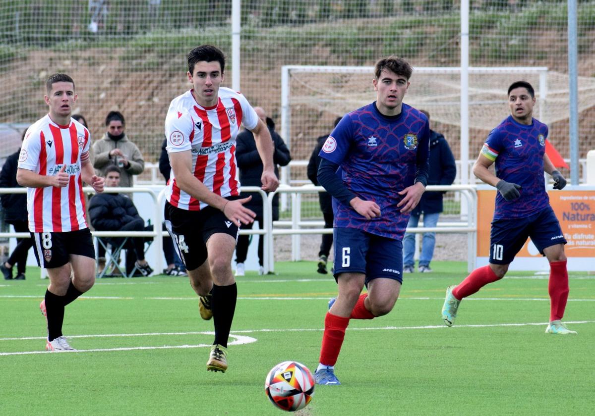 Encuentro entre la UD Logroñés B y el Anguiano en la Ciudad Deportiva.