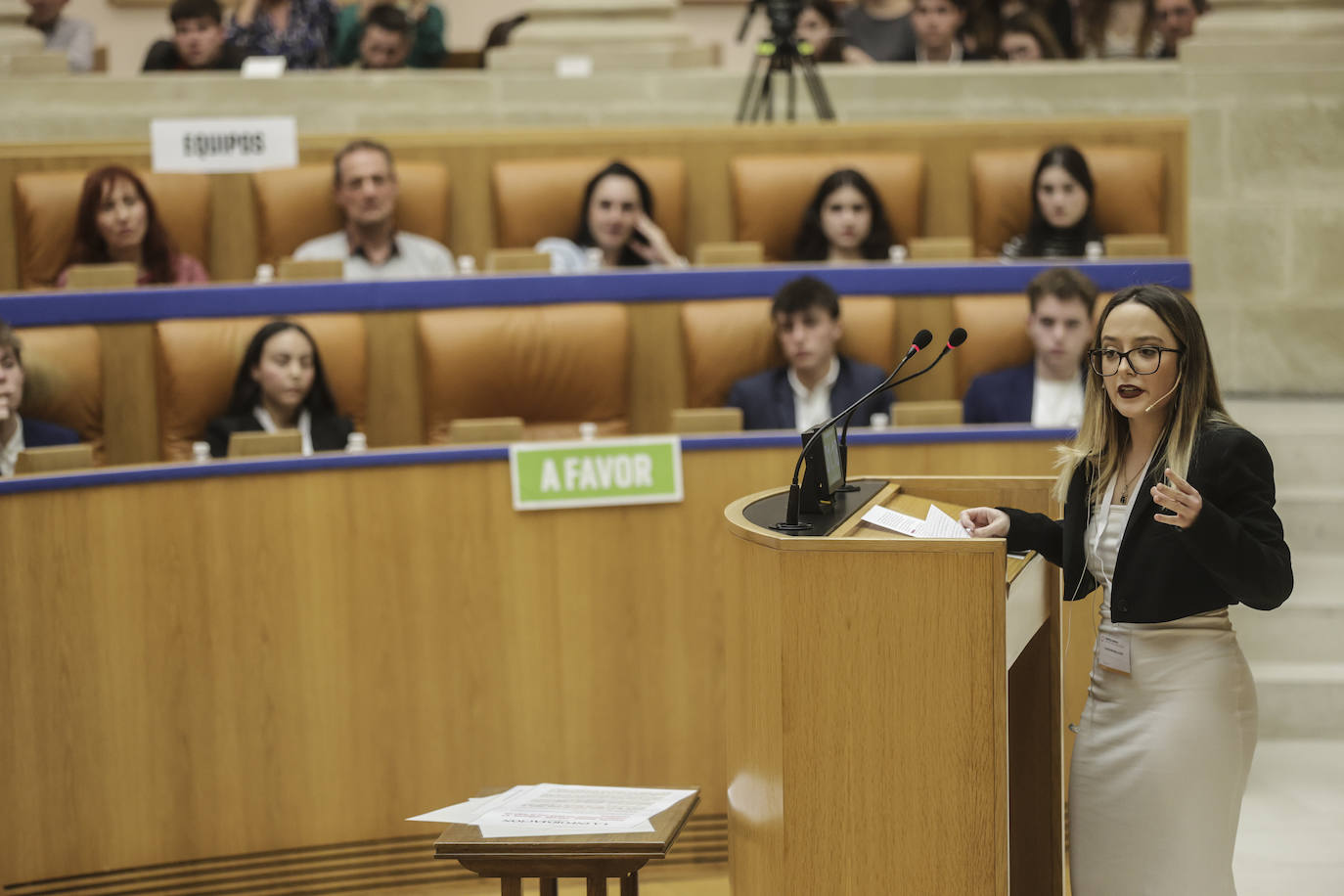 V Torneo de Debate Preuniversitario