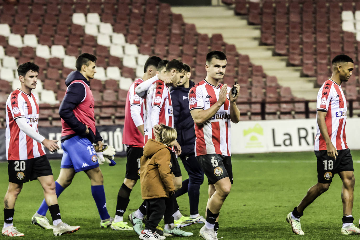 Las imágenes del partido entre la SDL y el Sabadell