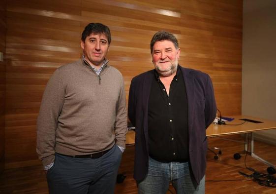 Eduardo Hernáiz y Juan Carlos Sancha, presidente y vicepresidente de la Asociación de Bodegas Familiares, han presentado la propuesta de arranque de viñedo.