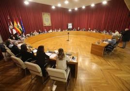 Sesión plenaria de febrero en el Ayuntamiento de Logroño este jueves.