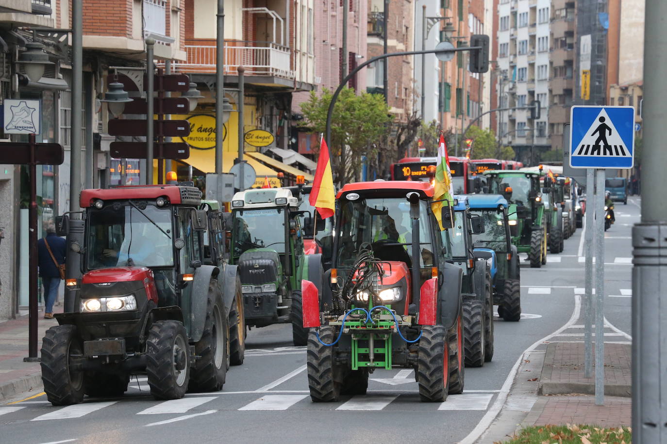 Las imágenes de los tractores en las calles de Logroño