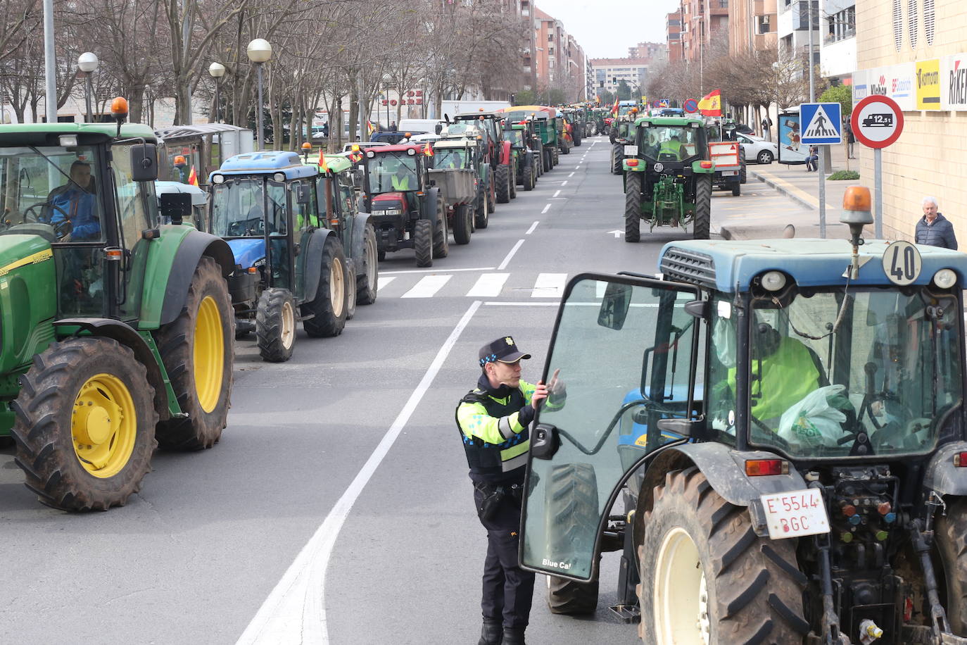 Las imágenes de los tractores en las calles de Logroño