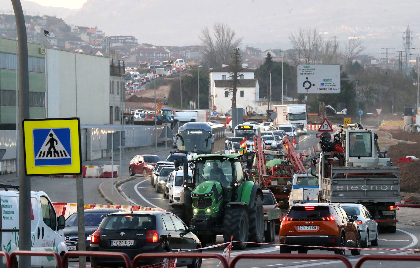 Las imágenes del segundo día de tractorada en Logroño