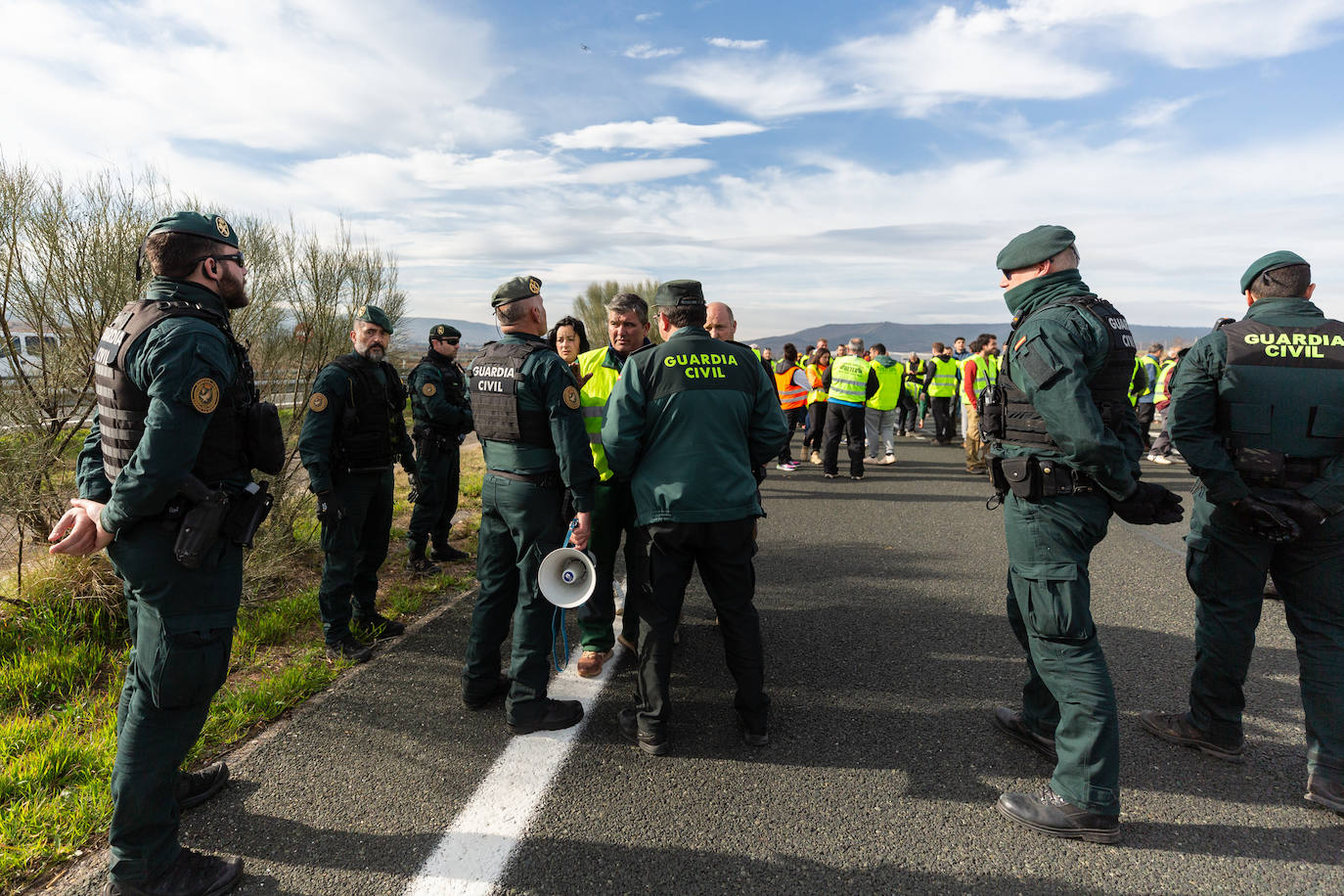 La protesta de Lentiscares, en imágenes