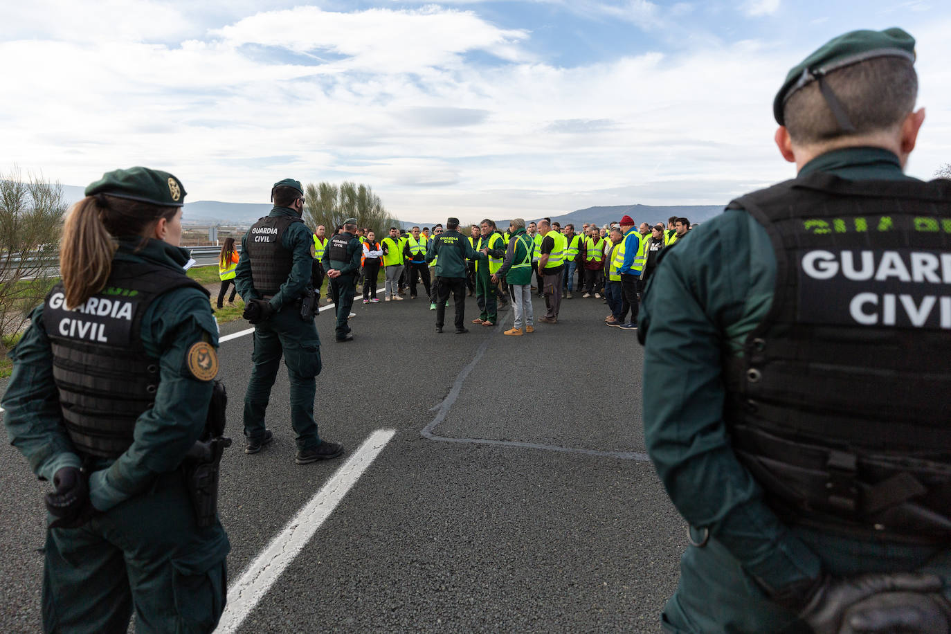 La protesta de Lentiscares, en imágenes