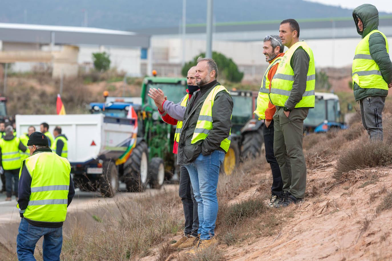 La protesta de Lentiscares, en imágenes