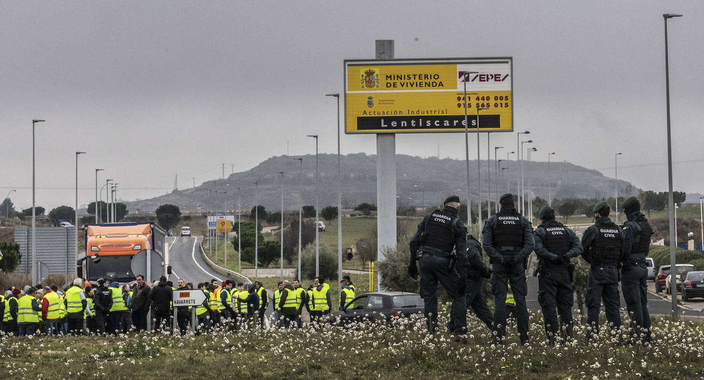 La tractorada de Lentiscares, en imágenes