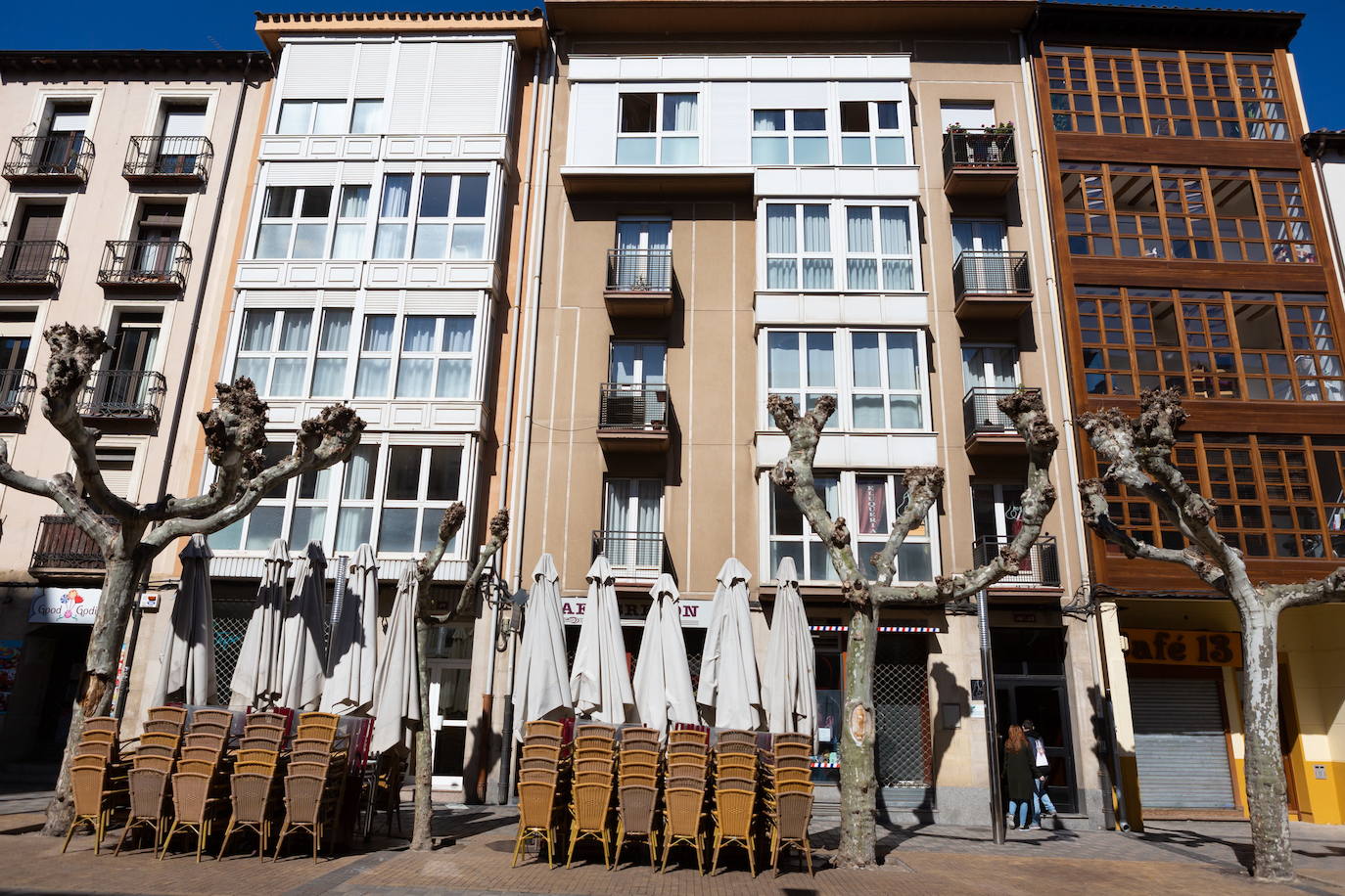 Bretón de los Herreros, con las terrazas recogidas, en una imagen de archivo durante la pandemia.
