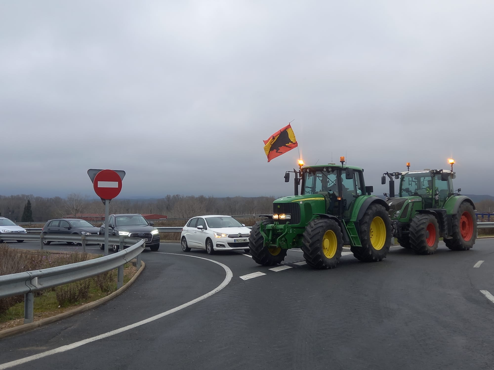 Las imágenes de la protesta agraria en La Rioja este viernes