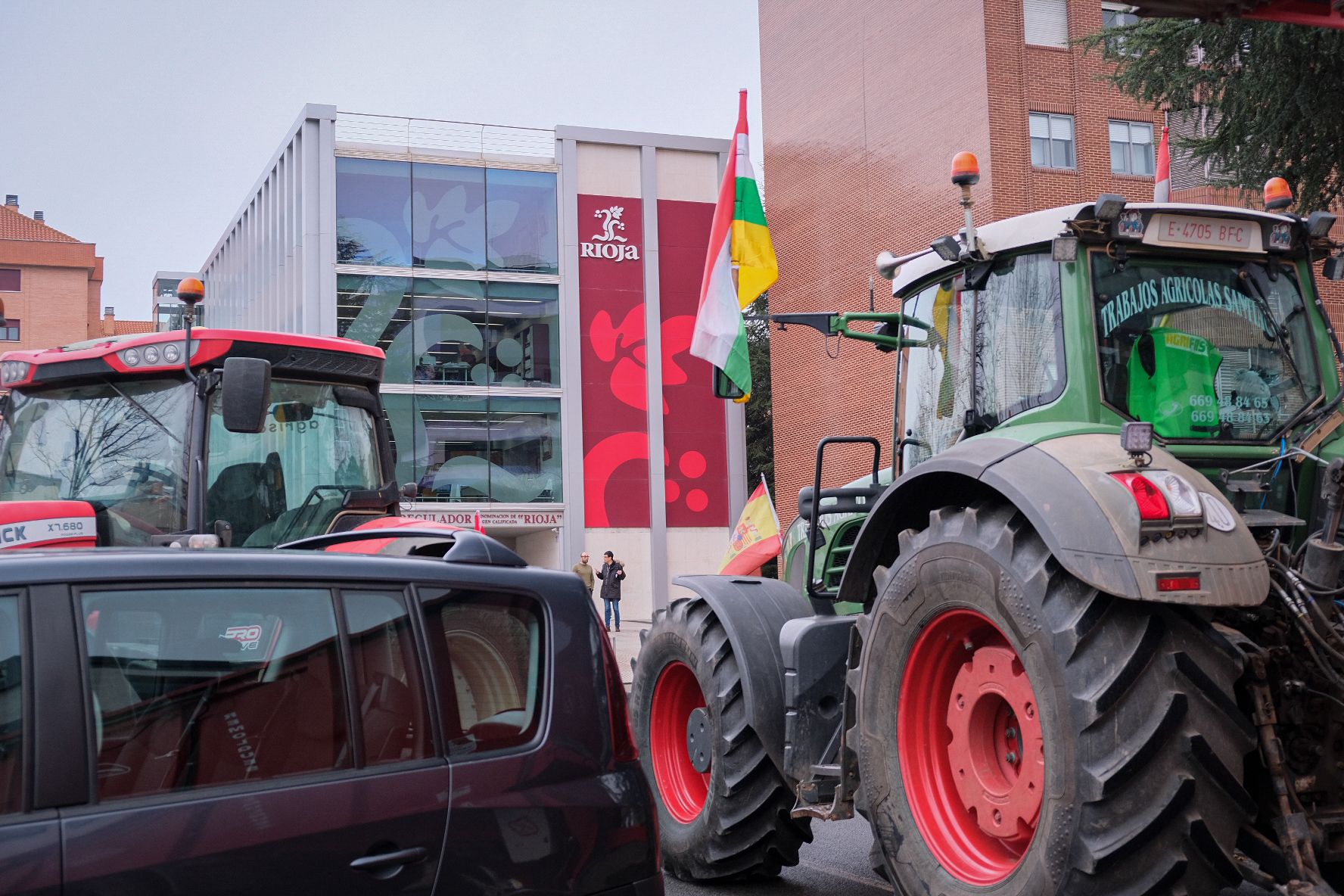 Las imágenes de la protesta agraria en La Rioja este viernes