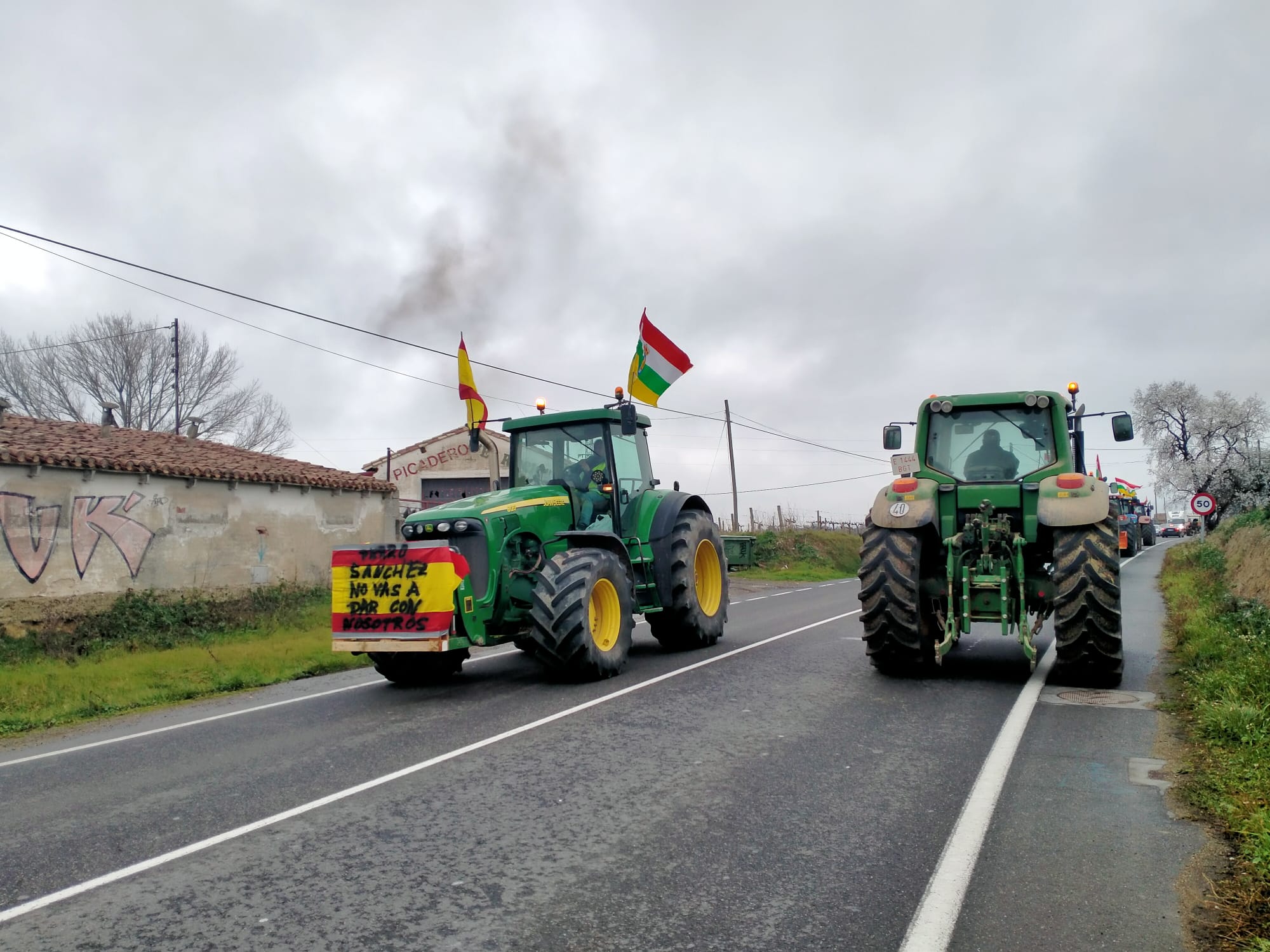 Las imágenes de la protesta agraria en La Rioja este viernes