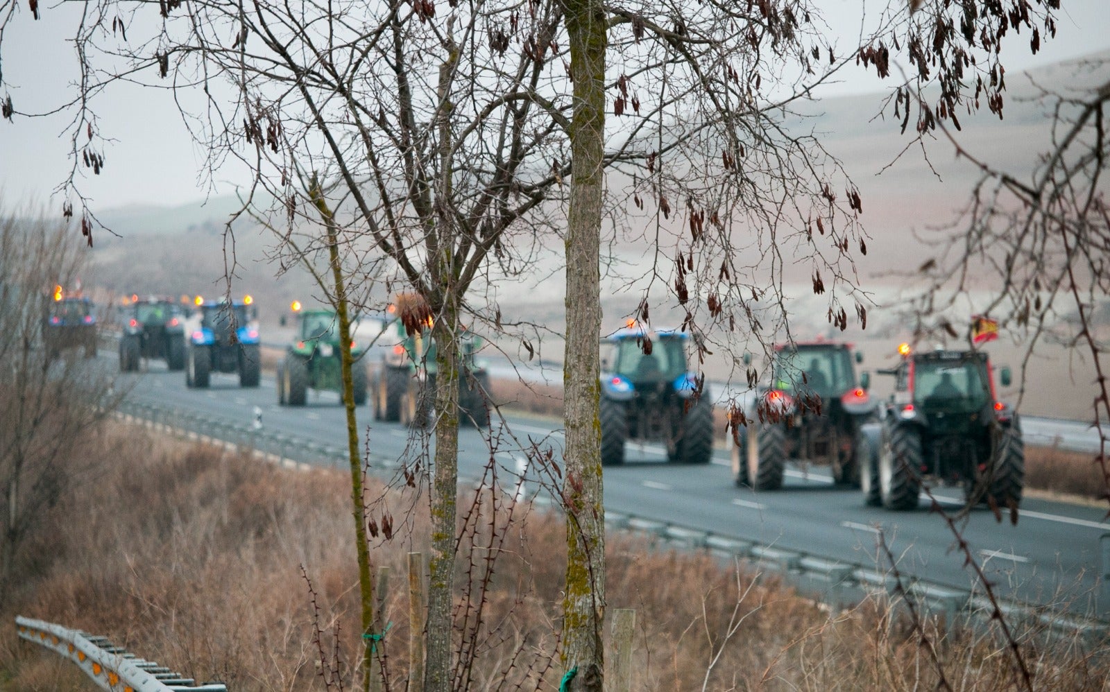 Las imágenes de la protesta agraria en La Rioja este viernes