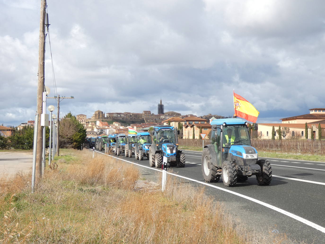 Las imágenes de la tractorada en Briones