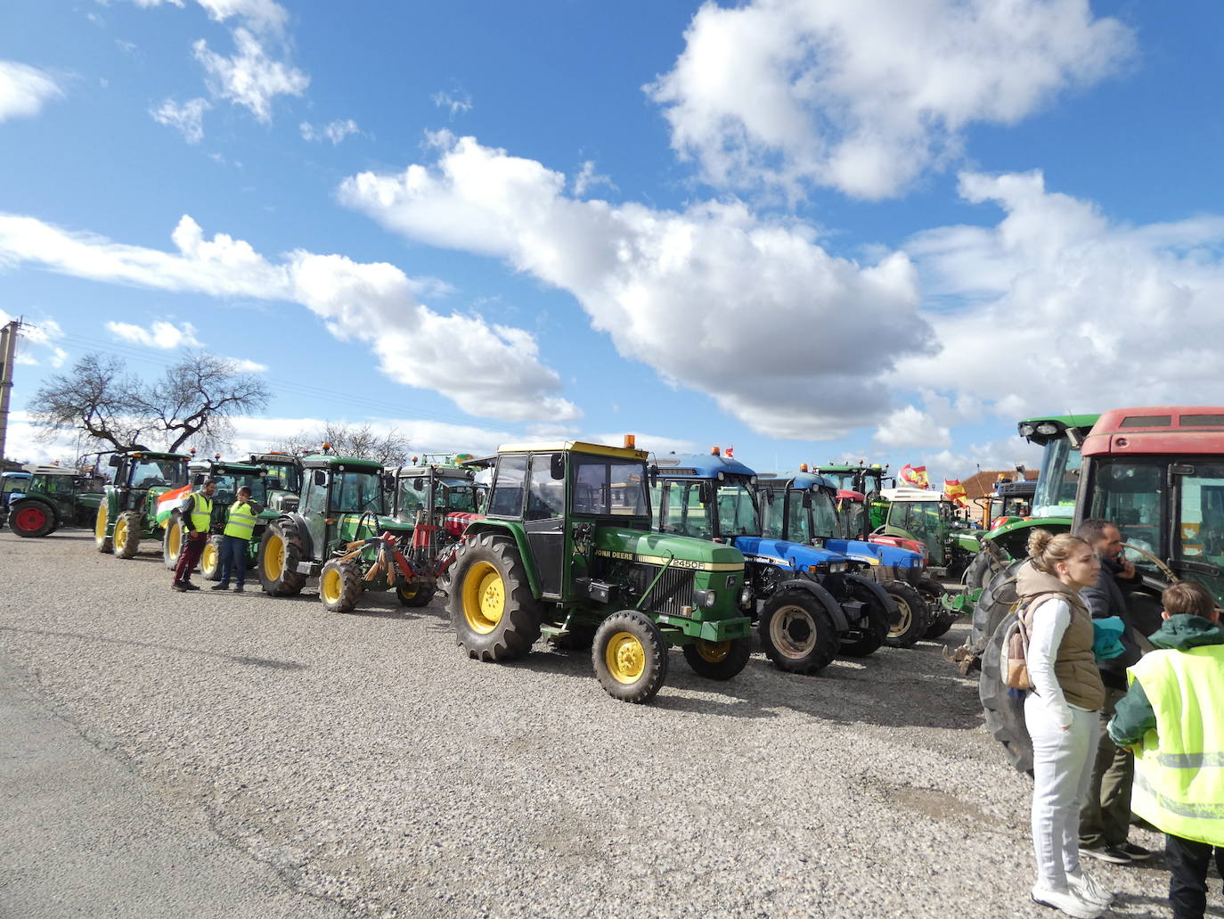 Las imágenes de la tractorada en Briones