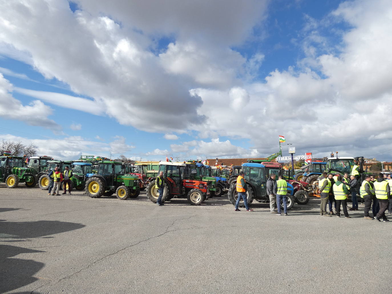 Las imágenes de la tractorada en Briones