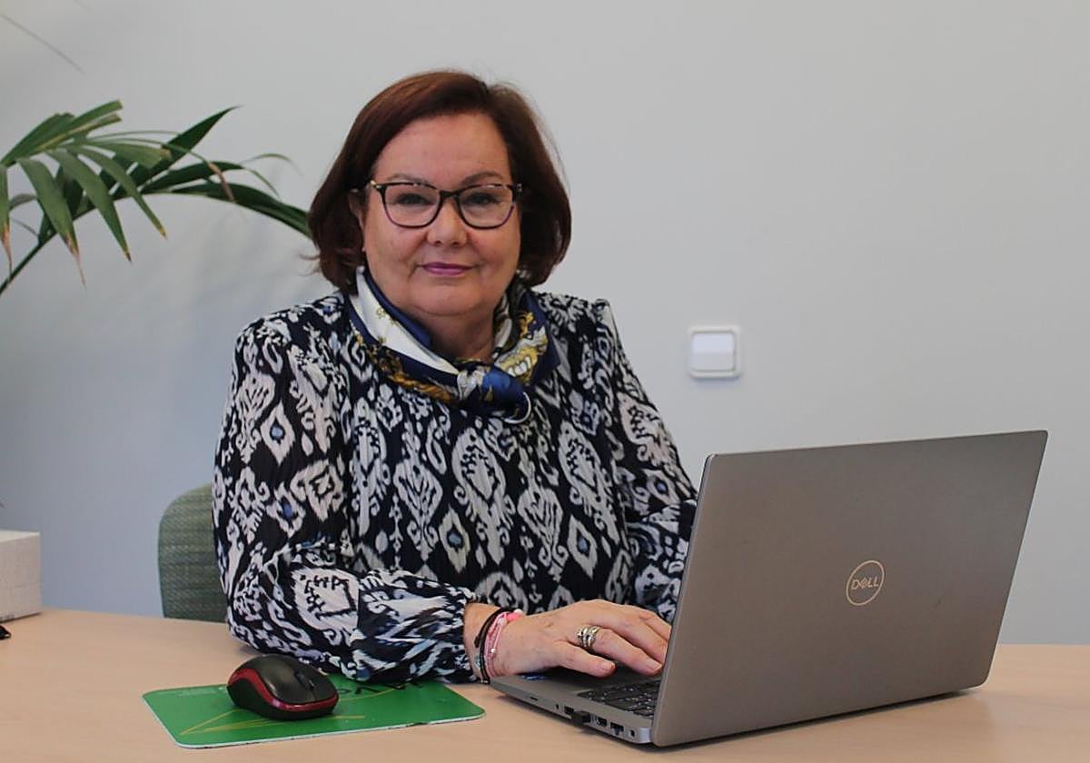 Galarreta, en su despacho de la sede de la AECC en Nájera.