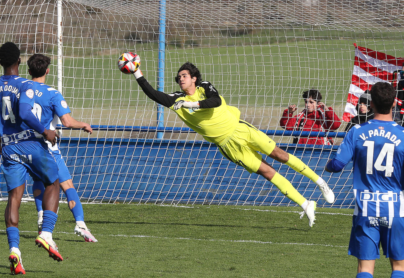 Las imágenes del partido de la UDL en Vitoria