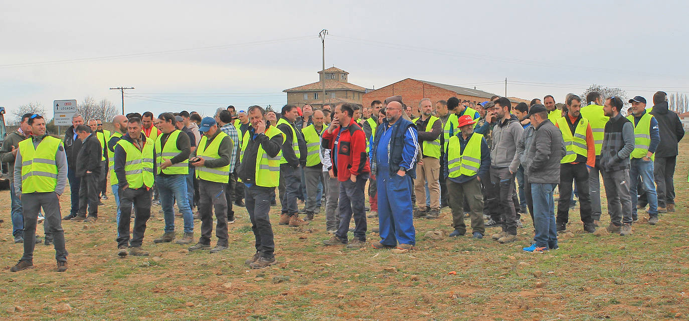 La tractorada de San Asensio, en imágenes