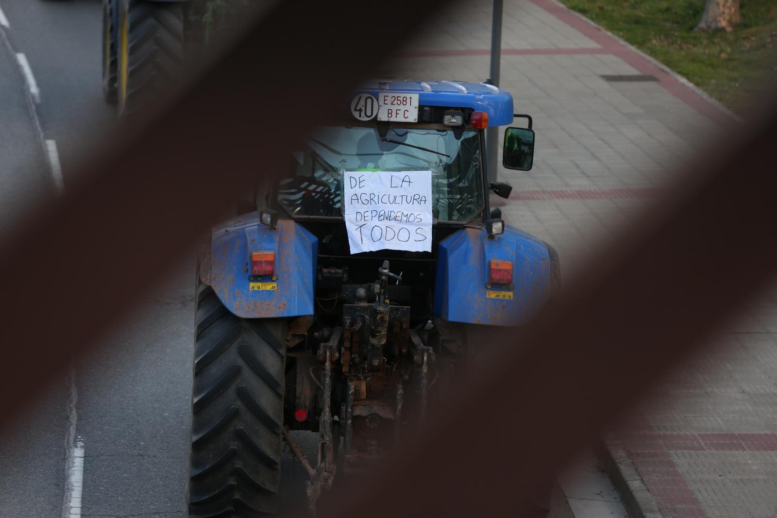 Las imágenes de la tractorada de este lunes