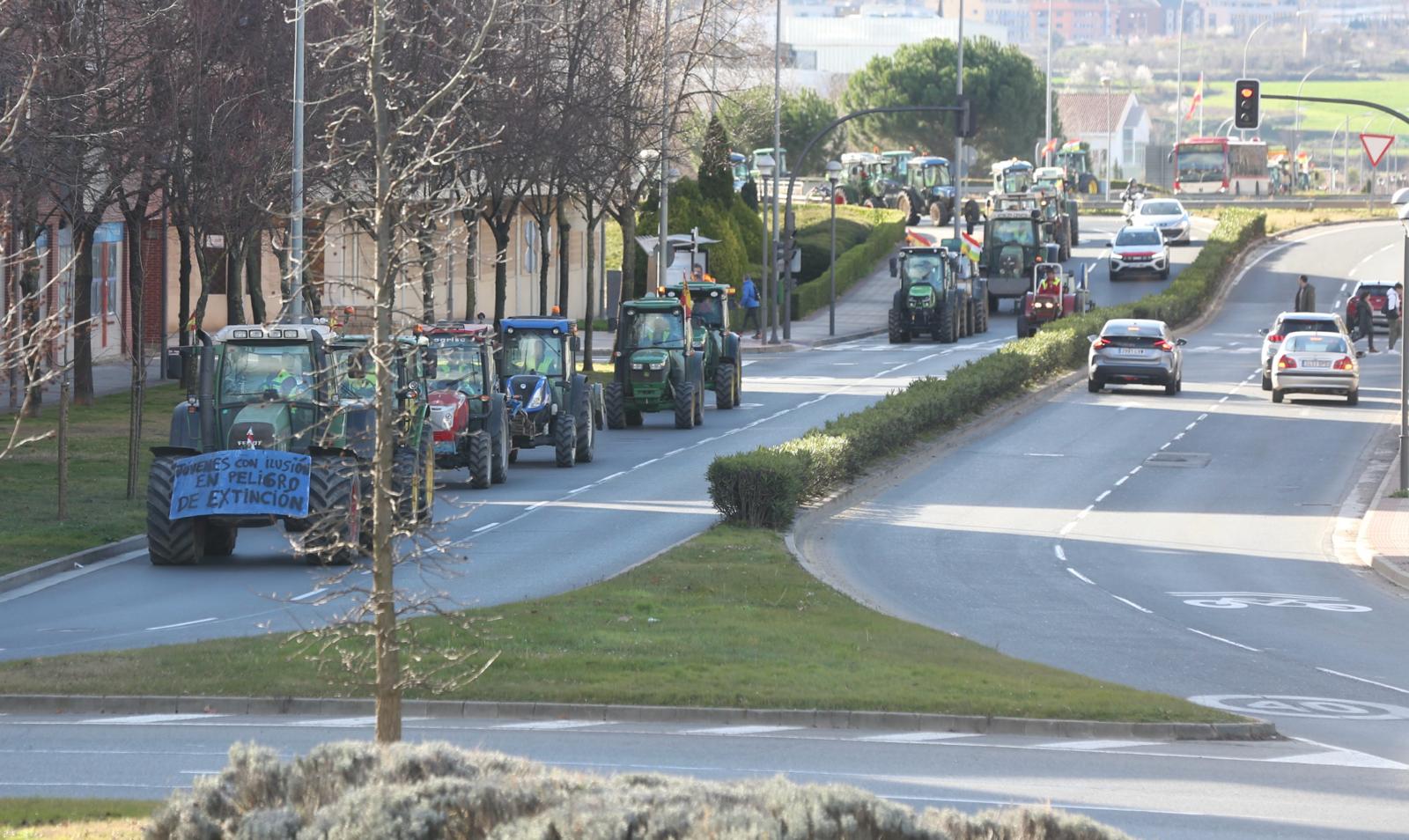 Las imágenes de la tractorada de este lunes