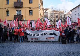 Concentración frente al Parlamento