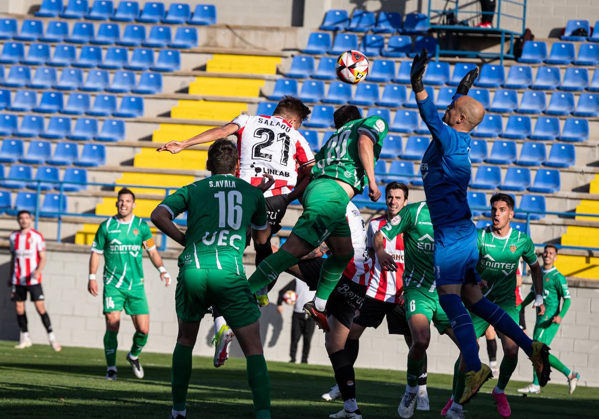 Y después de mejorar la defensa, toca el gol