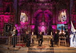 La parroquia de Santo Tomás se llenó para presenciar el acto de presentación de la semana Santa en Haro.