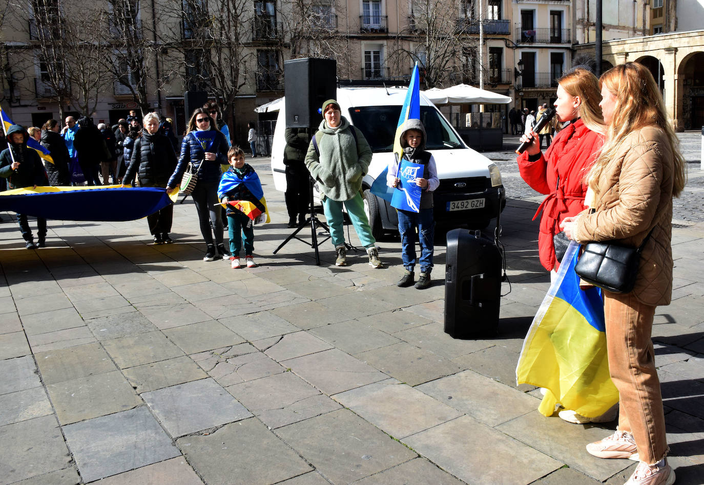 La manifestación silenciosa de ucranianos en La Rioja, en imágenes