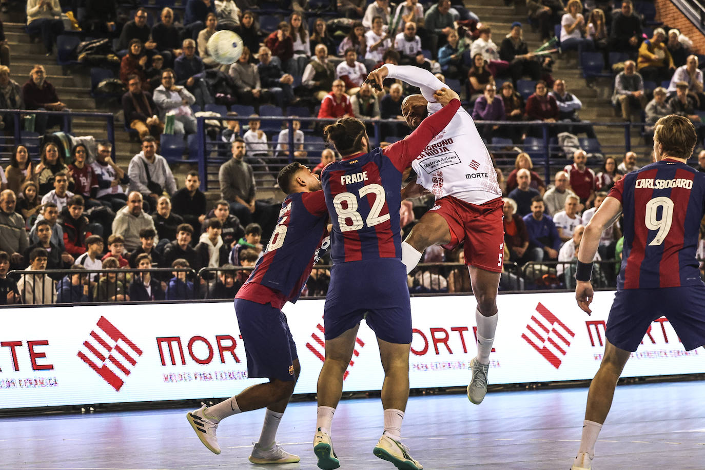 Las imágenes del Ciudad de Logroño-Barcelona