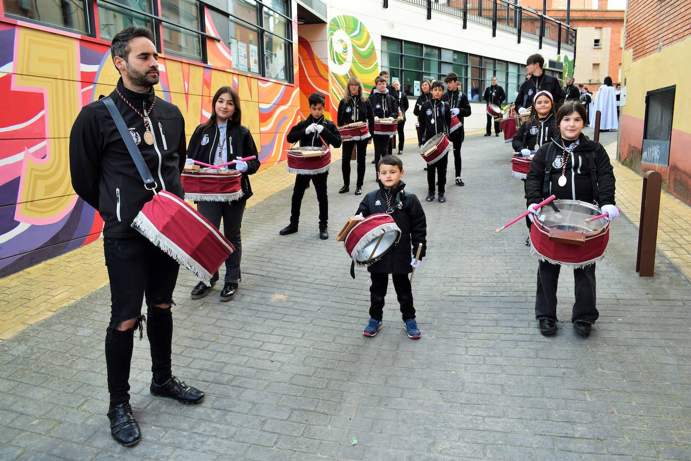 Homenaje a las bandas de las cofradías en Villamediana