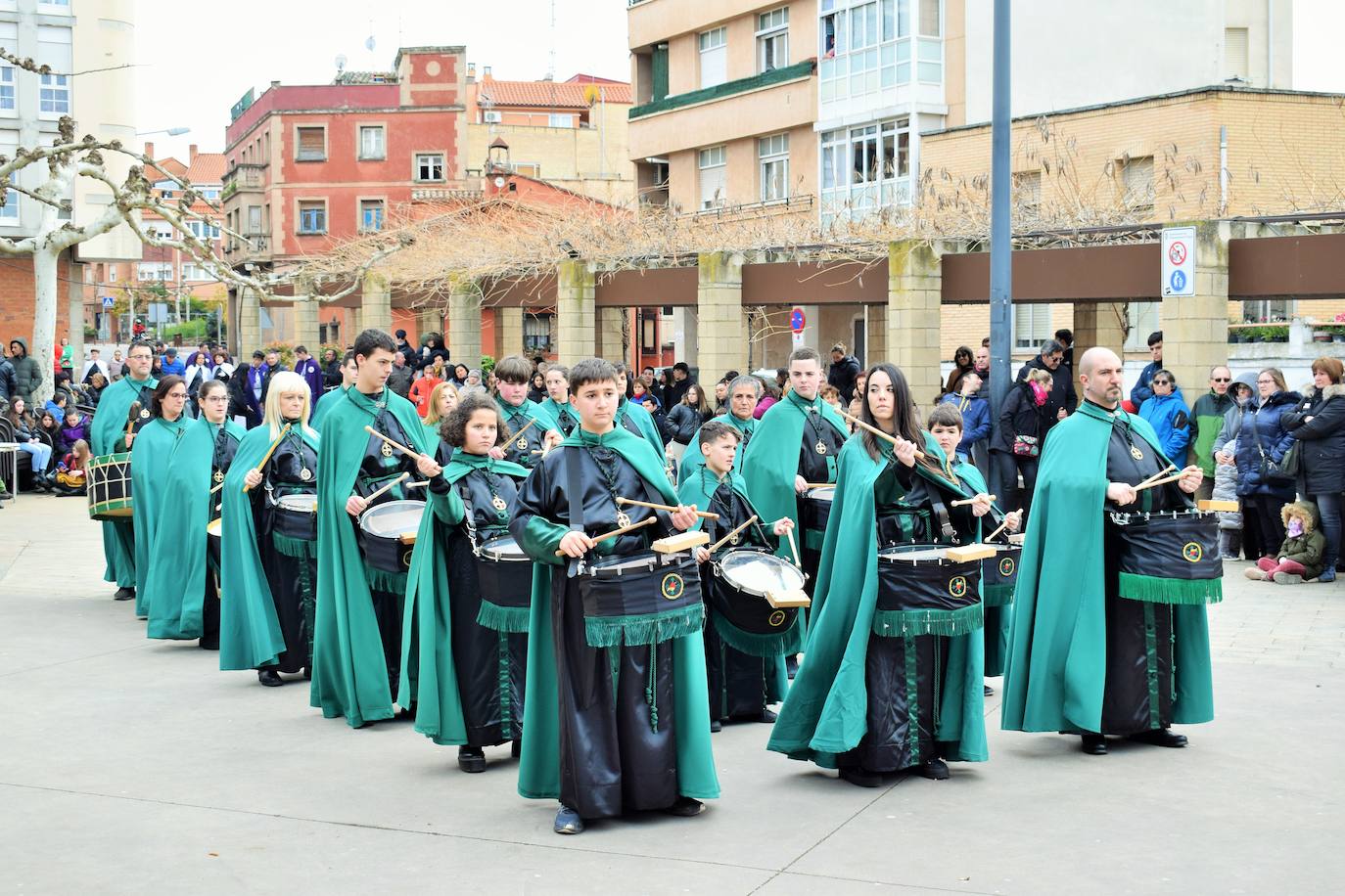 Homenaje a las bandas de las cofradías en Villamediana