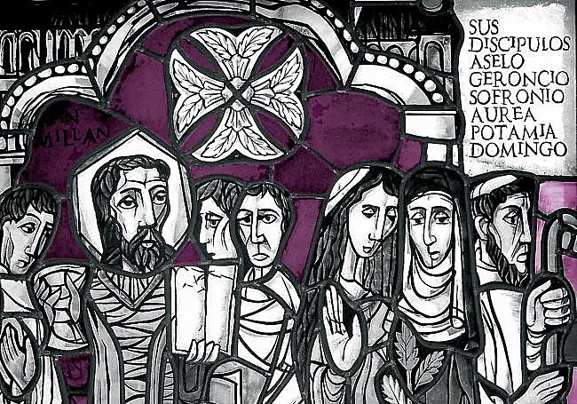 Vidriera del oratorio de las reliquias, con San Millán y sus discípulos, entre ellos Potamia.