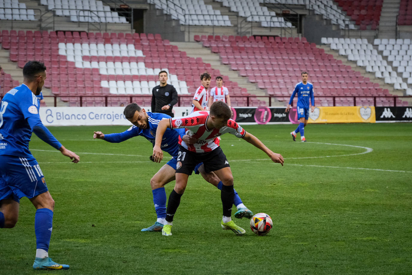 El Teruel supera a la SD Logroñés