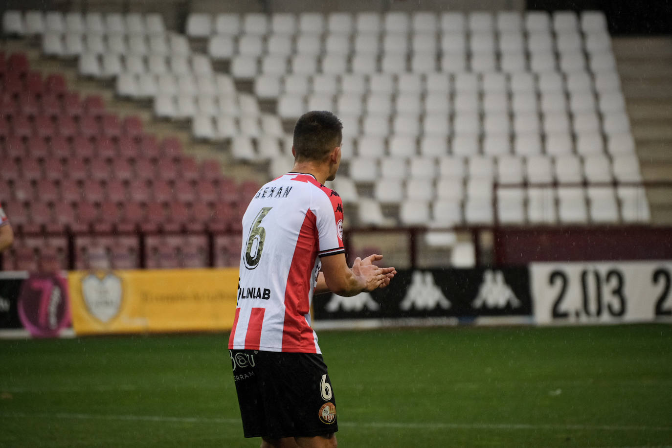 El Teruel supera a la SD Logroñés