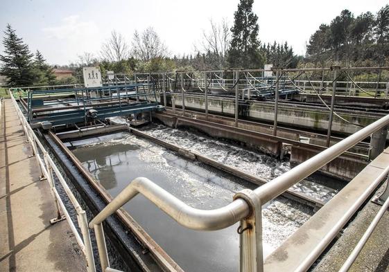 Imagen de la depuradora de Logroño, uno de los puntos de abastecimiento de agua de la región.
