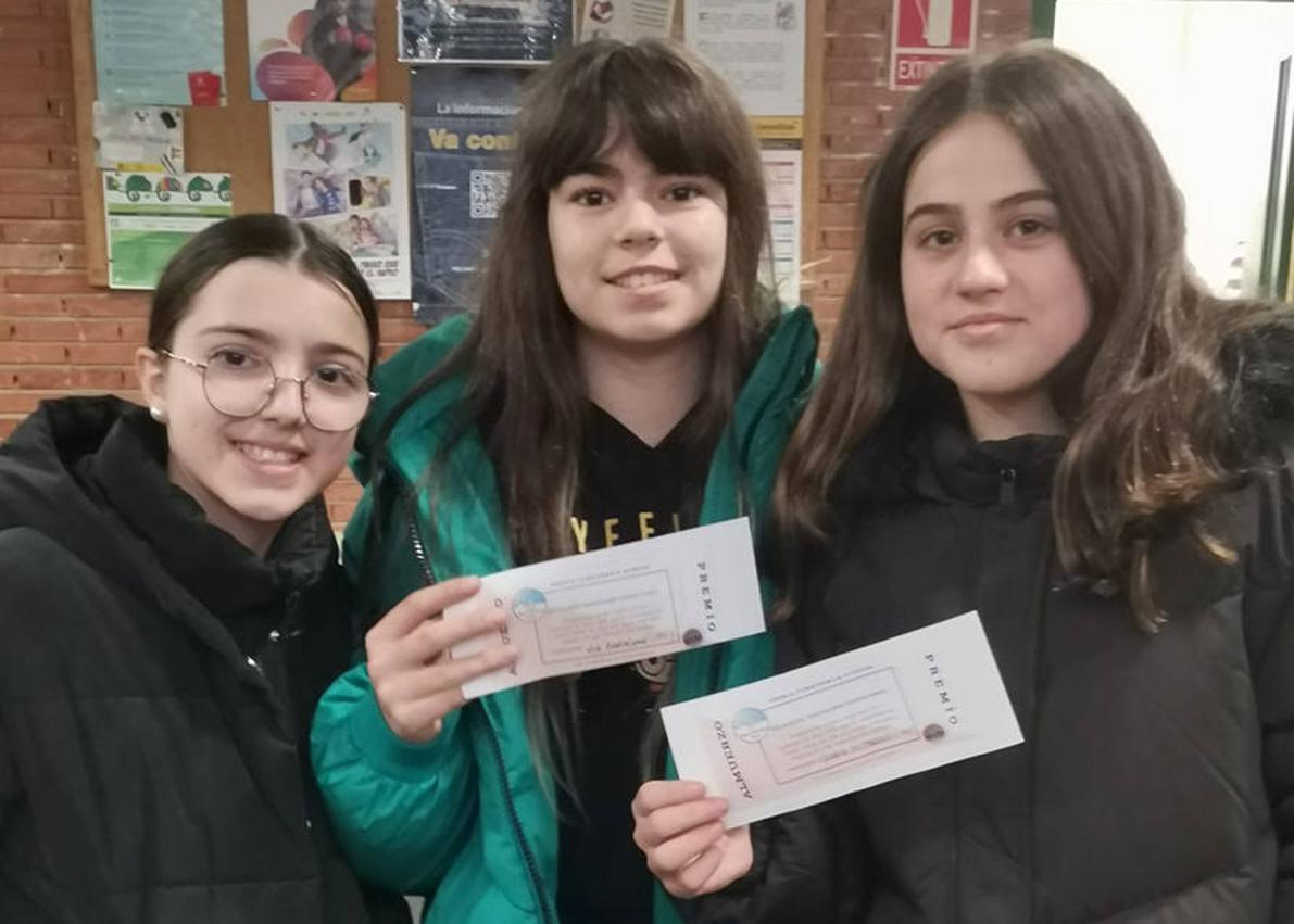 Imagen secundaria 1 - Los alumnos del Cossio de Haro recaudan 143 euros para el Banco de Alimentos