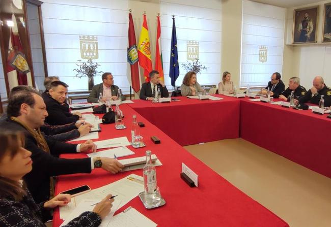 Reunión de la Junta Local de Seguridad en el Ayuntamiento de Logroño.