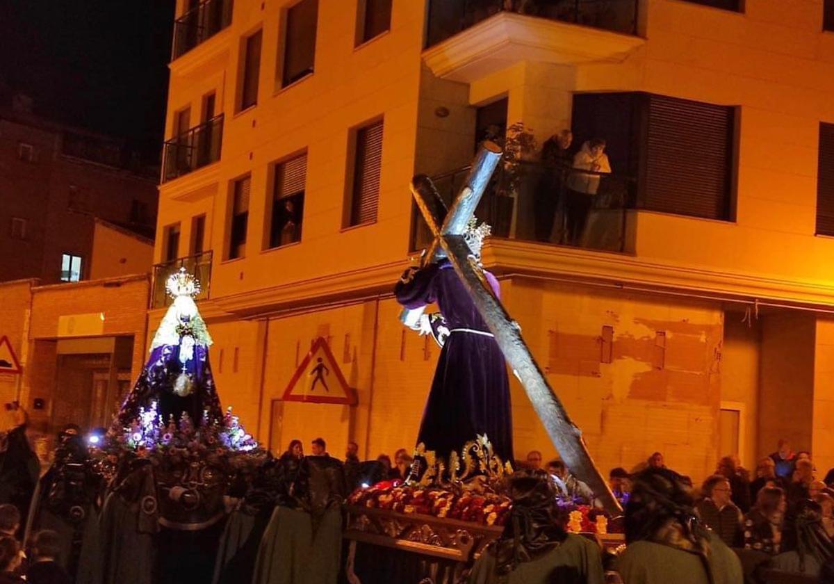 Pasión y devoción en la Semana Santa de Alberite