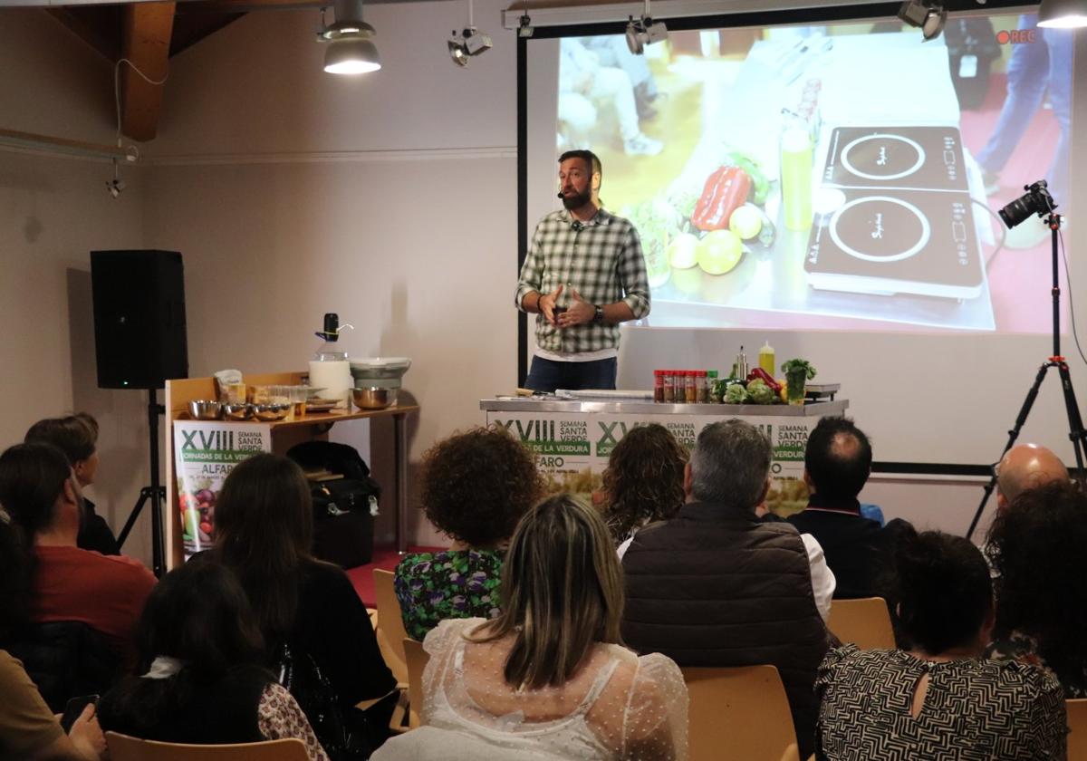 El cocinero mallorquín fue el encargado de la demostración que abrió las jornadas gastronómicas.