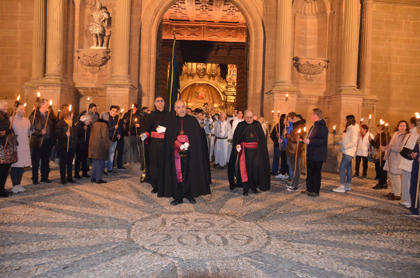 La procesión de antorchas, en imágenes