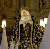 La procesión de La Soledad, en imágenes