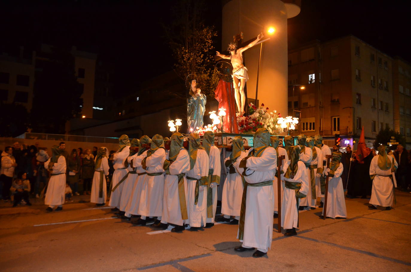 La procesión del Cristo de la Agonía, en imágenes