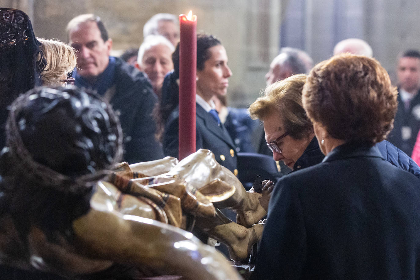 El besapies de este Viernes Santo, en imágenes