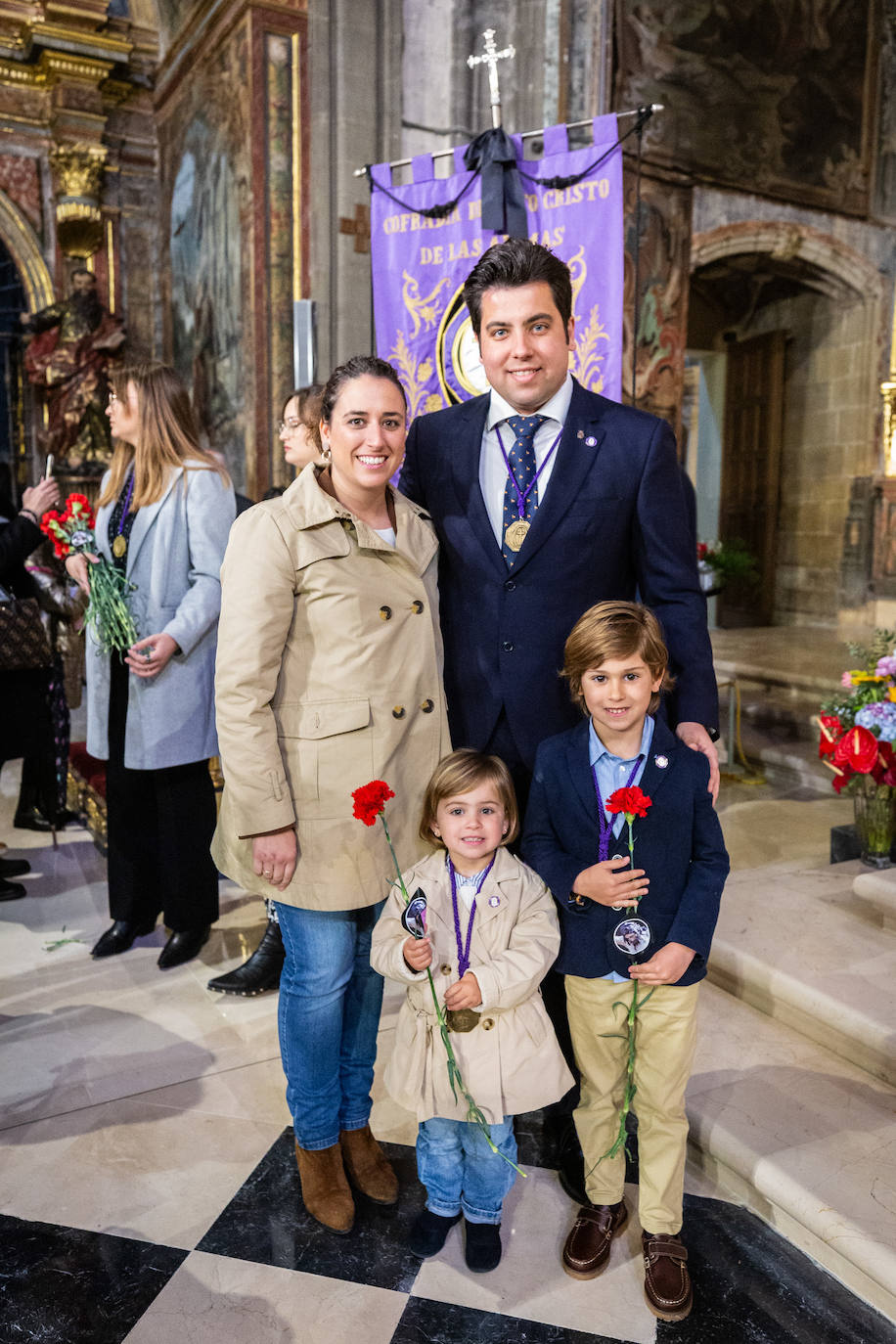 El besapies de este Viernes Santo, en imágenes