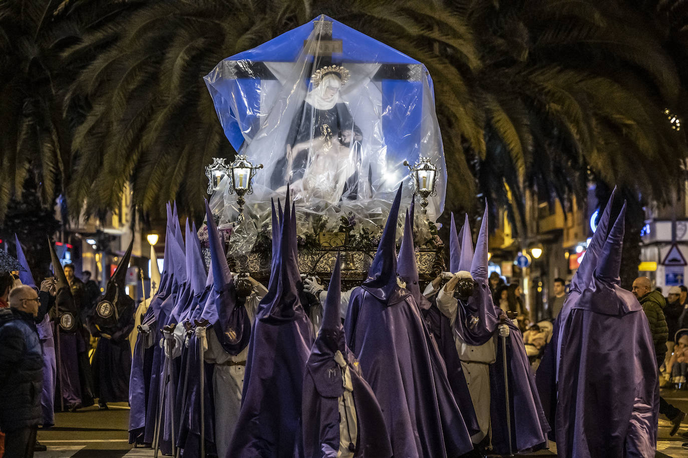 Las imágenes de la procesión de Vía Crucis de Nuestra Señora de la Piedad