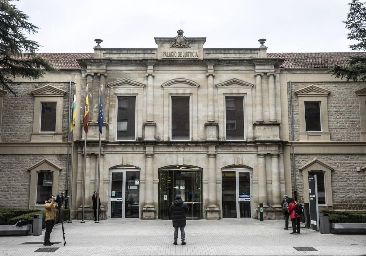 Exterior del Palacio de Justicia en una imagen de archivo.