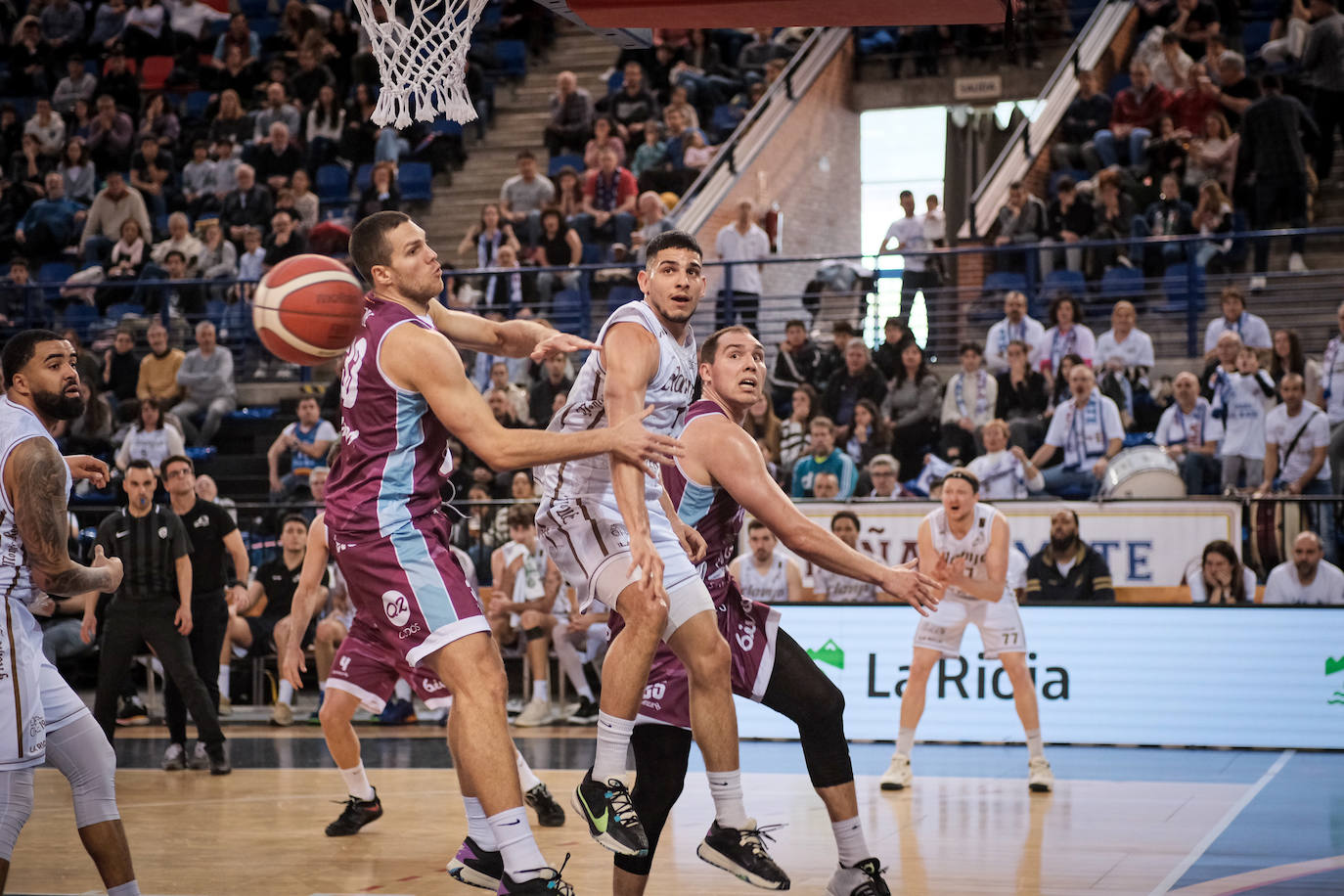 El partido entre el Clavijo y el Lleida, en imágenes